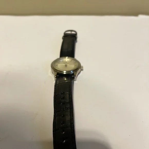 Bulova | Accessories | Bulova Watch In Excellent Condition  display picture 2